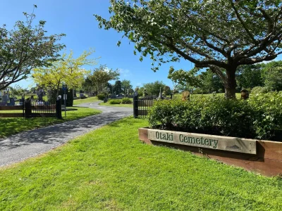 otaki-cemetery-002-1